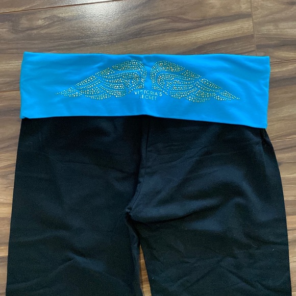 Victoria's Secret Pants - Victorias Secret Sweats